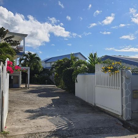 Vwe Moun Bay Apartment Десе Екстериор снимка