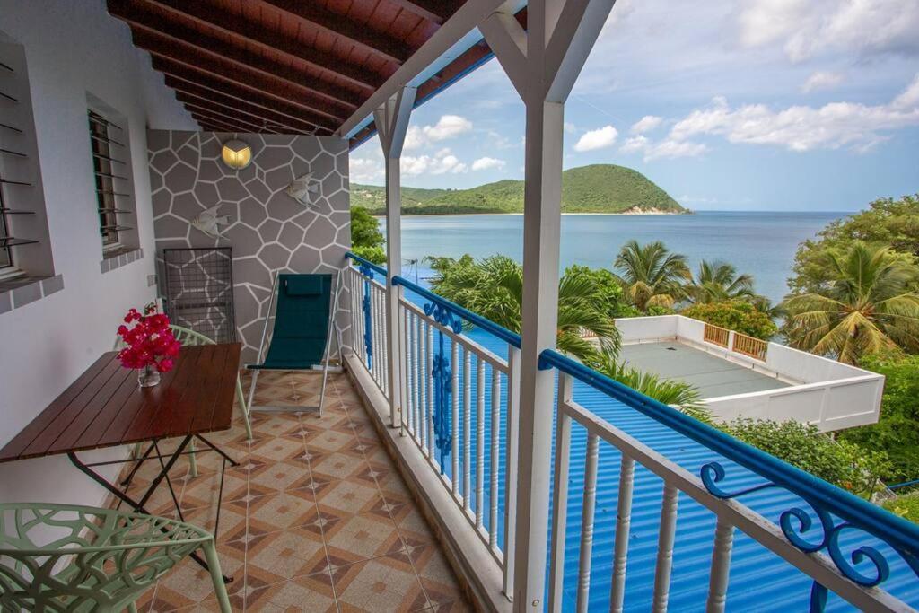 Vwe Moun Bay Apartment Десе Екстериор снимка
