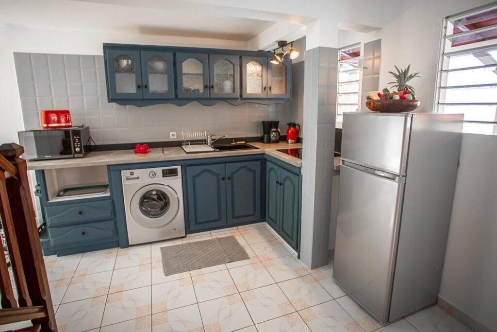 Vwe Moun Bay Apartment Десе Екстериор снимка